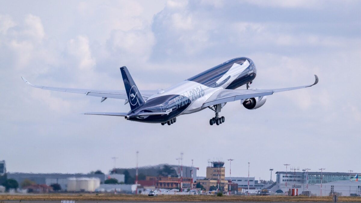 Airbus A350-1000