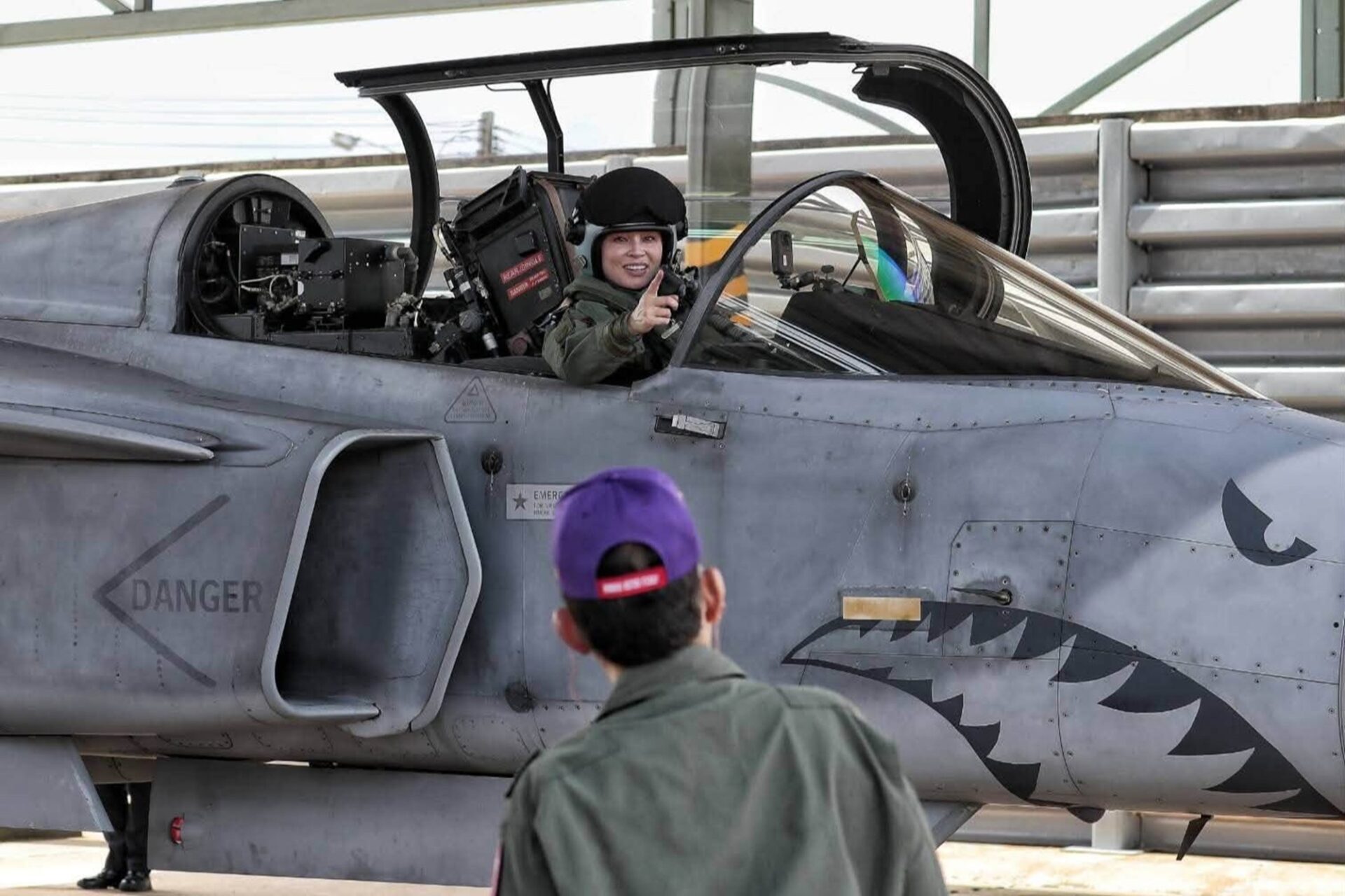 Thai Queen Suthida completes solo Gripen flight at Surat Thani base