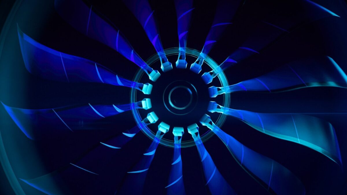 UK backs Rolls-Royce for a new narrowbody engine