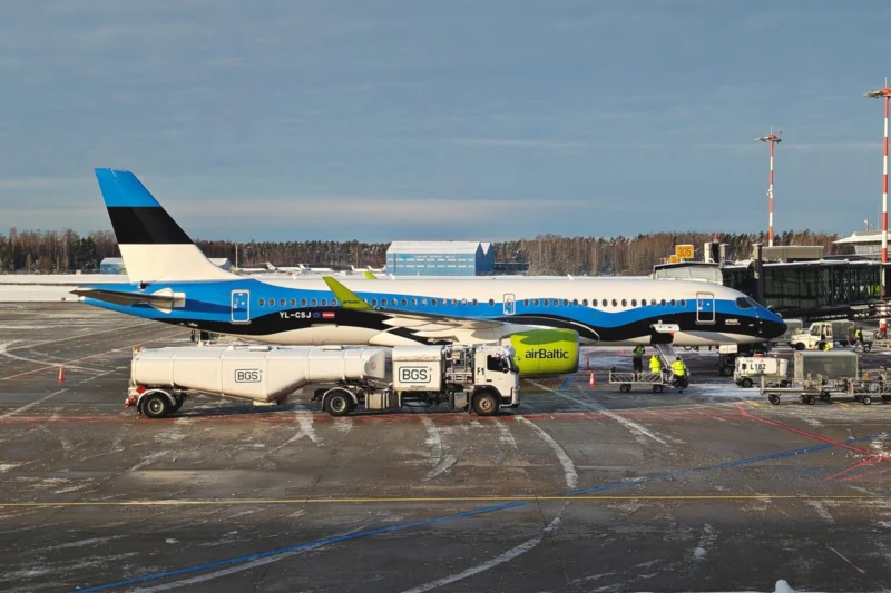 airBaltic A220 300 YL CSJ