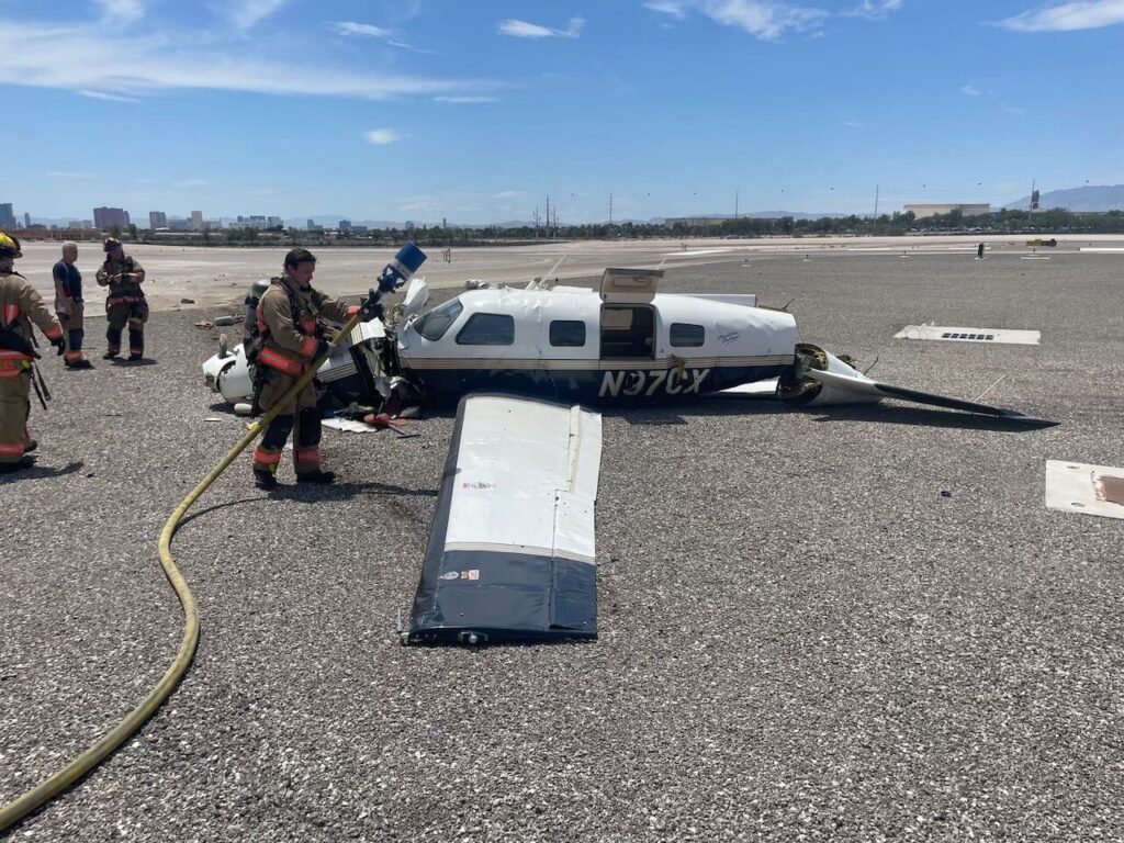 2_small_aircraft_collide_midair_at_north_las_vegas_airport-1.jpeg