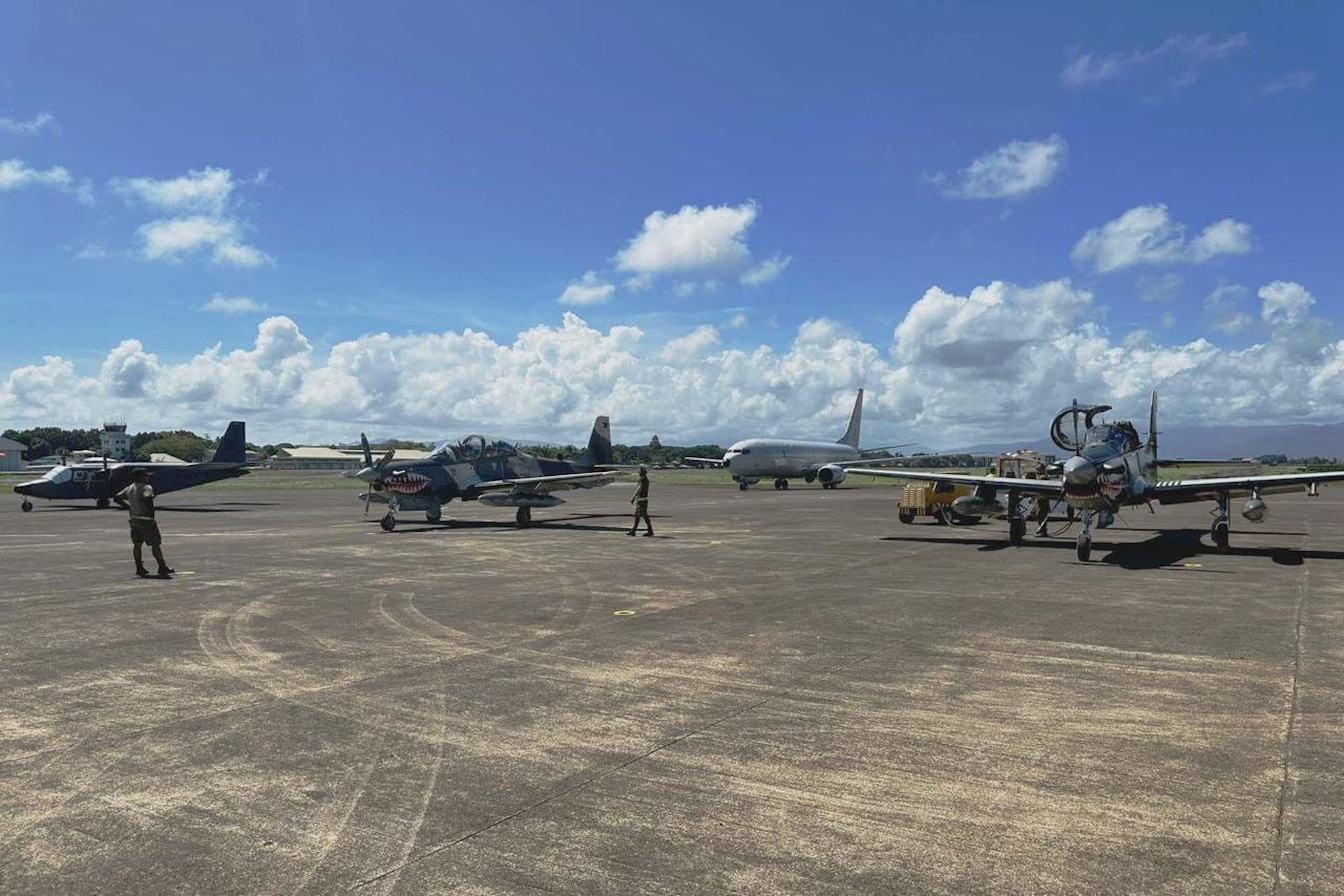 Chinese jets 'orbit' Philippine planes during drills with AU - Vimarsana News