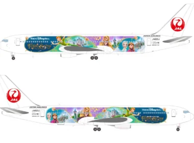 JAL(日本航空) - 【JAL x Disney】BOEING767-300ER スナップインモデル Japan Airlines unveils new Disney-themed Boeing 767-300ER - AeroTime