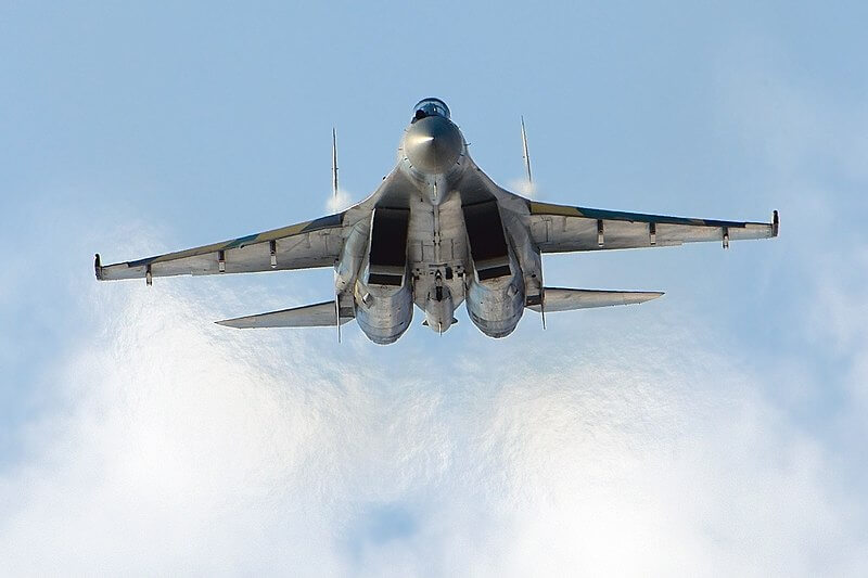 800px-sukhoi_su-35s_at_maks-2011_airshow.jpg