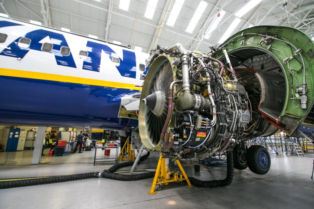 Could climate change the performance and design of aircraft engines going forward