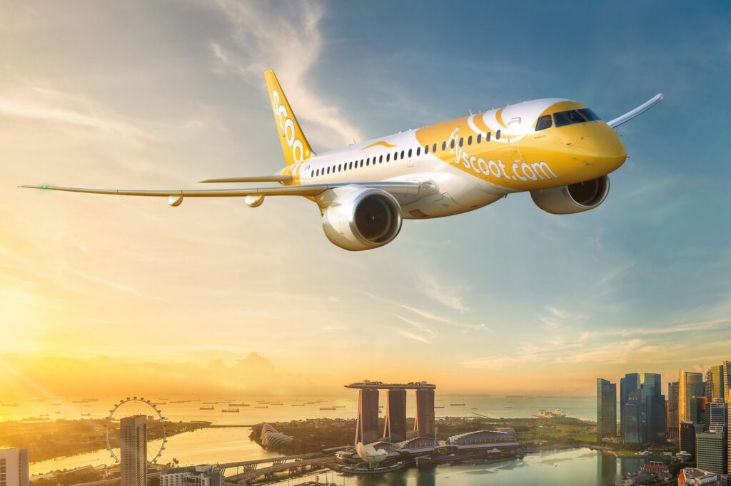 A Scoot Airlines E190-E2 aircraft
