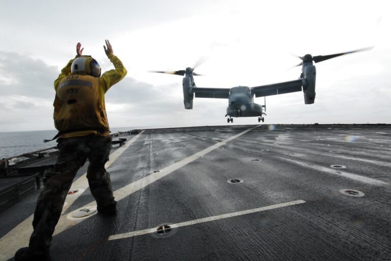 A V 22 Osprey tiltrotor aircraft aboard the USS Ashland