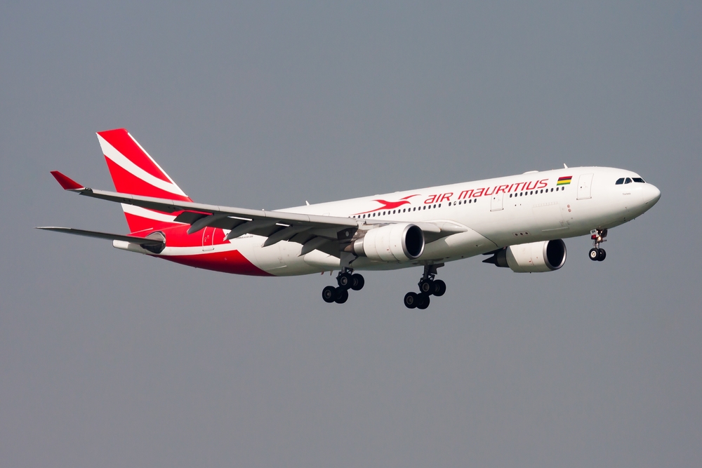 Hong,Kong,,China,-,November,18,,2013:,Air,Mauritius,Passenger