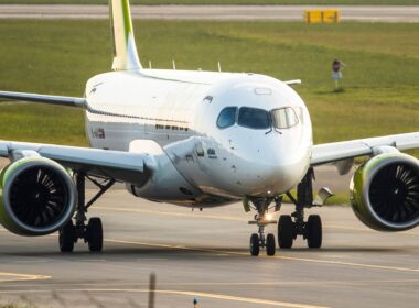 With supply chain issues present throughout the whole aviation industry, the Airbus A220 remains no exception to those developments