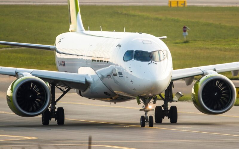 With supply chain issues present throughout the whole aviation industry, the Airbus A220 remains no exception to those developments