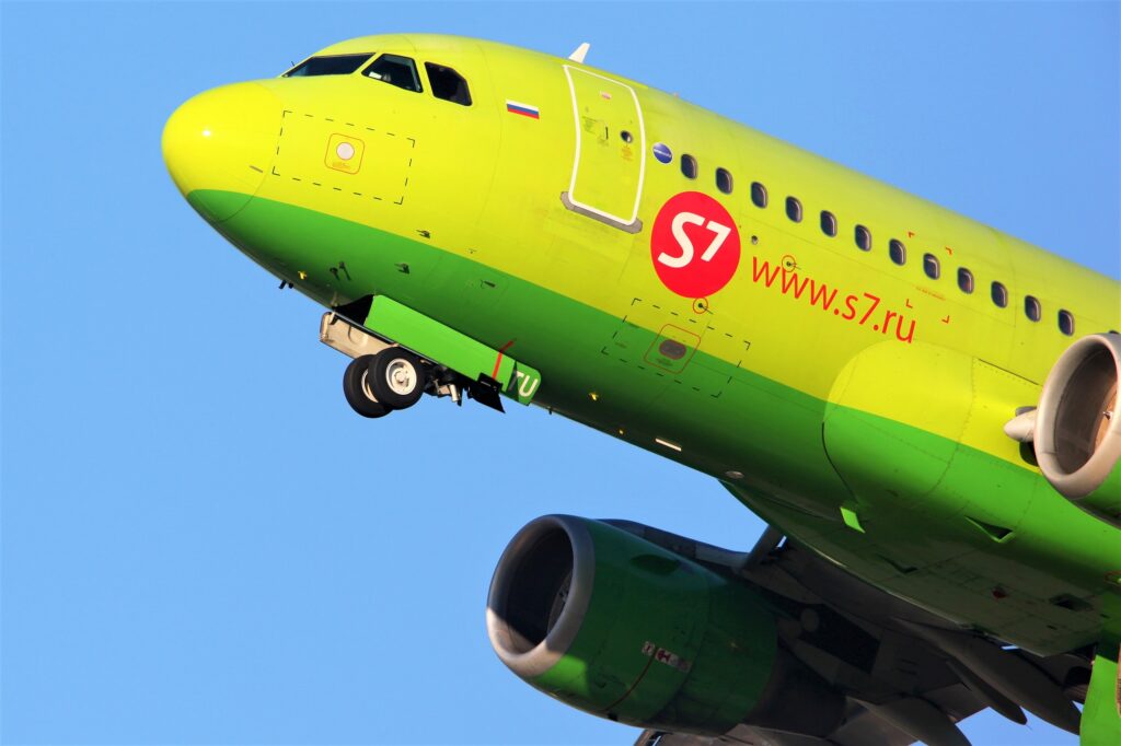 S7 Airlines Airbus A319 jet