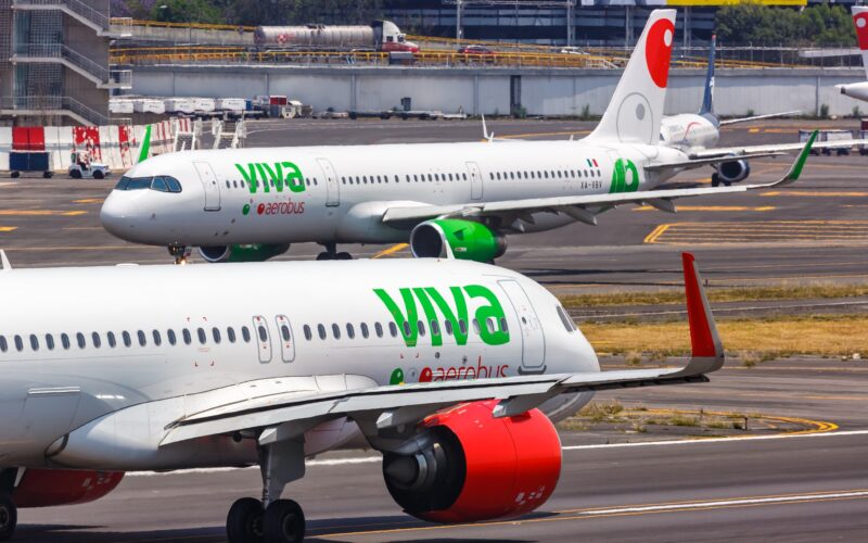 Airbus A320 Mexican low-cost carrier Viva
