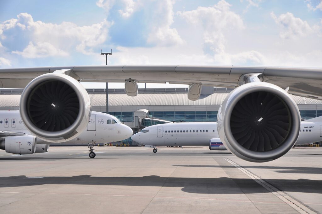 With Boeing having to grapple with the latest 737 MAX production woes it continues to lose out to Airbus in delivery numbers