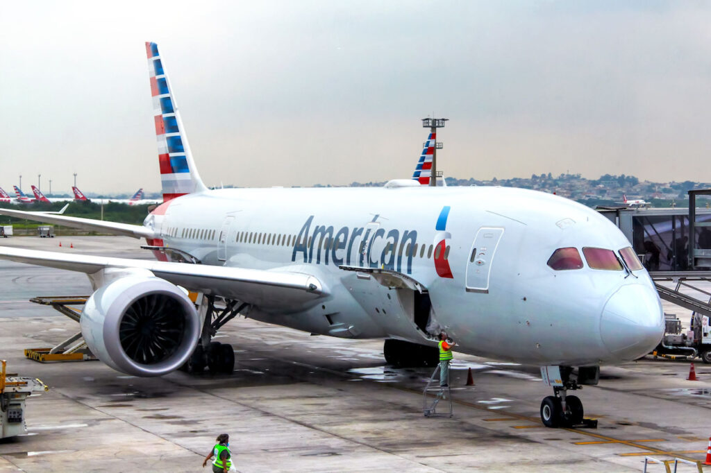 American Airlines 787