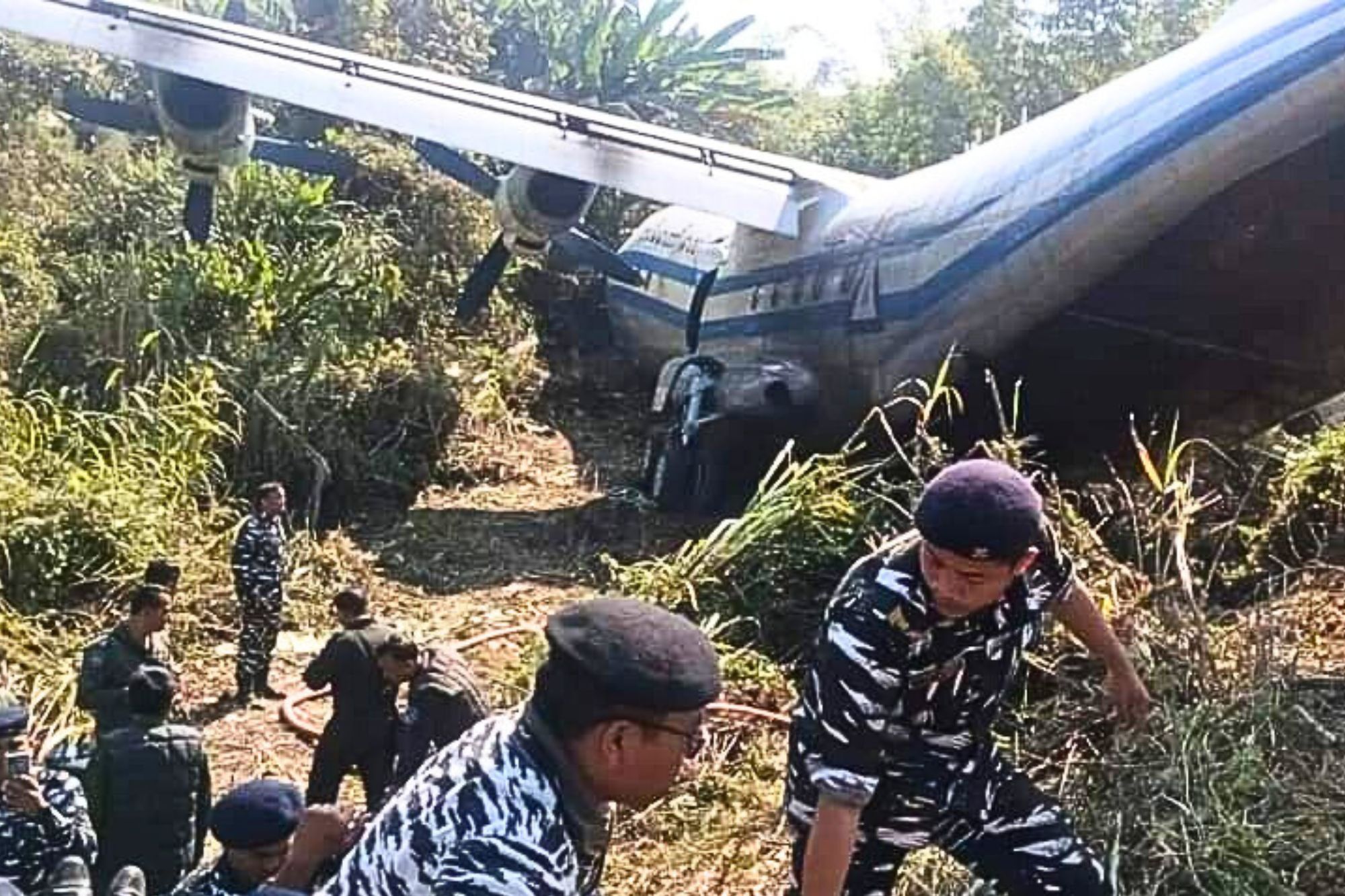 Acht Verletzte nach dem Absturz der Shaanxi Y-8 der myanmarischen Armee in ...