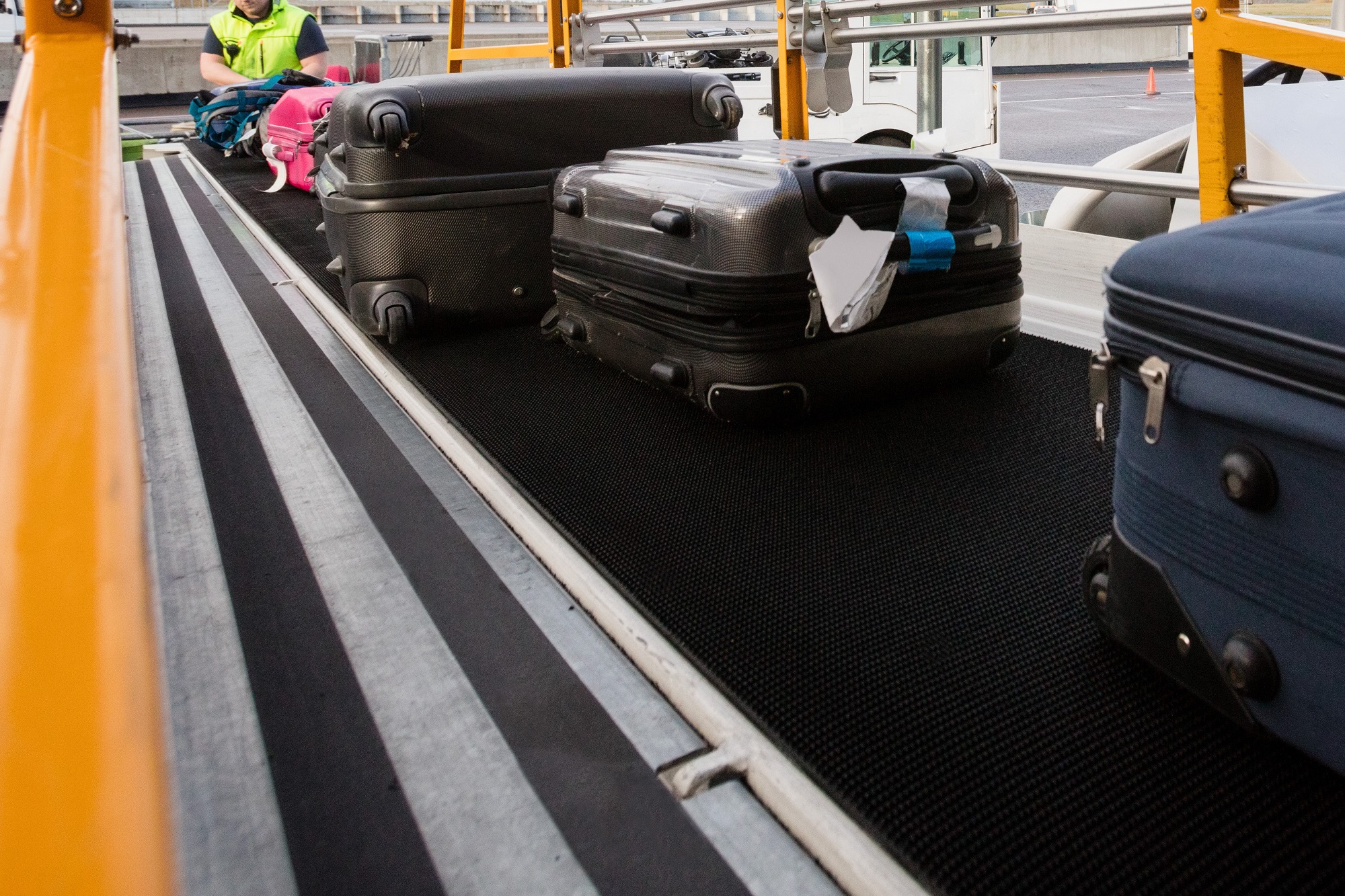 Envoy Embraer ERJ175 jet engine ingests a baggage handler AeroTime