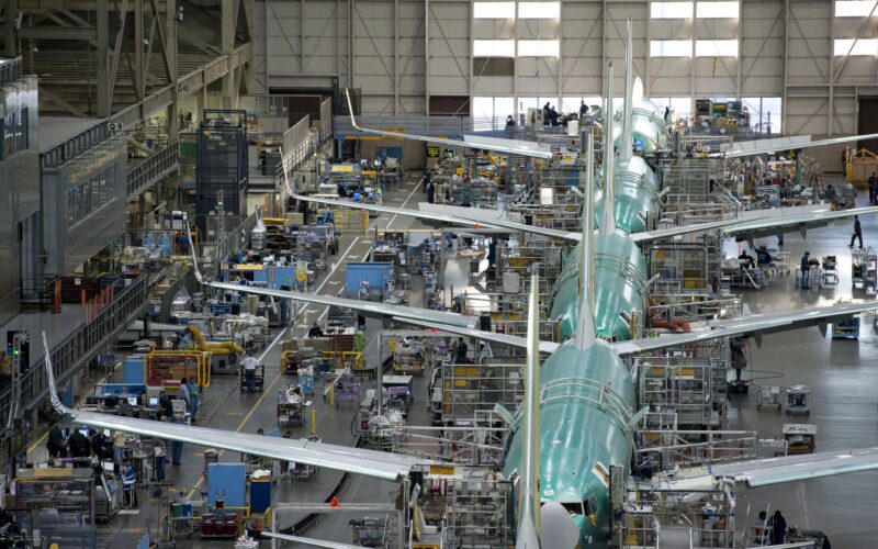 Boeing-737-Factory.jpg