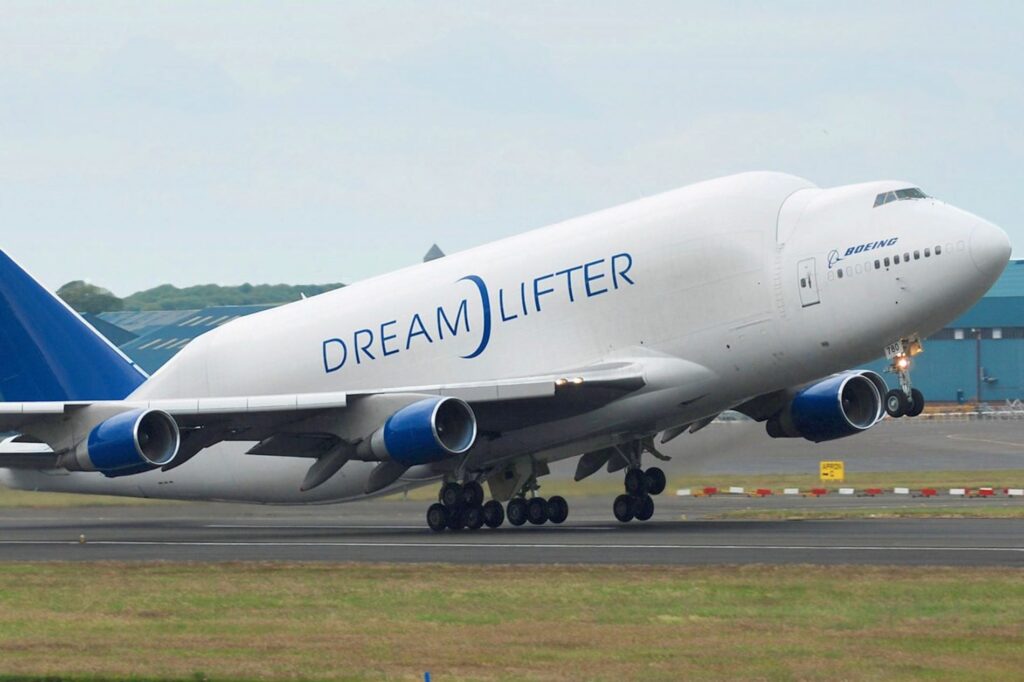 Boeing 747 Dreamlifter