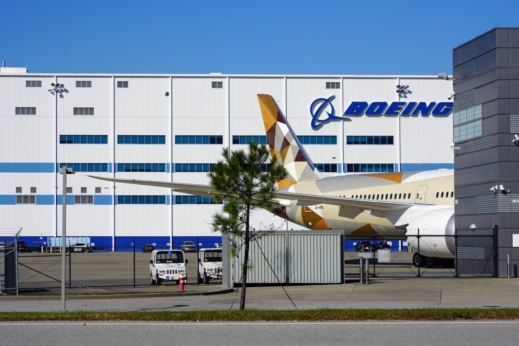 Boeing is temporarily suspending operations at its 787 final assembly site