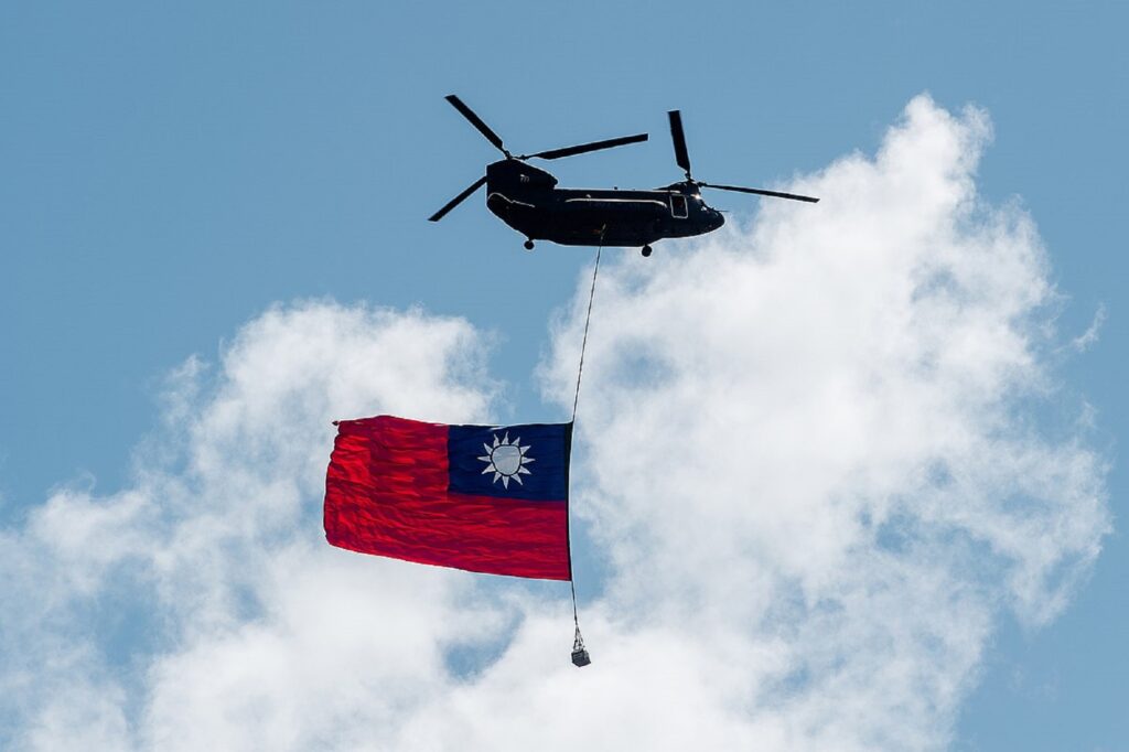 CH 47 with a national flag of the Republic of China
