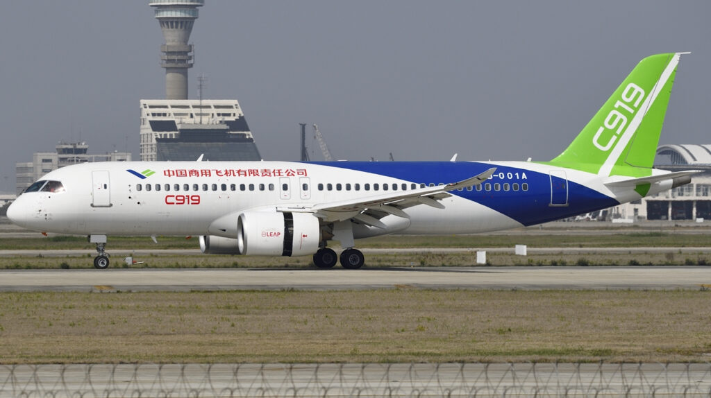 China's HNA Aviation Group is ordering 100 aircraft from COMAC, including 60 C919 and 40 ARJ21s