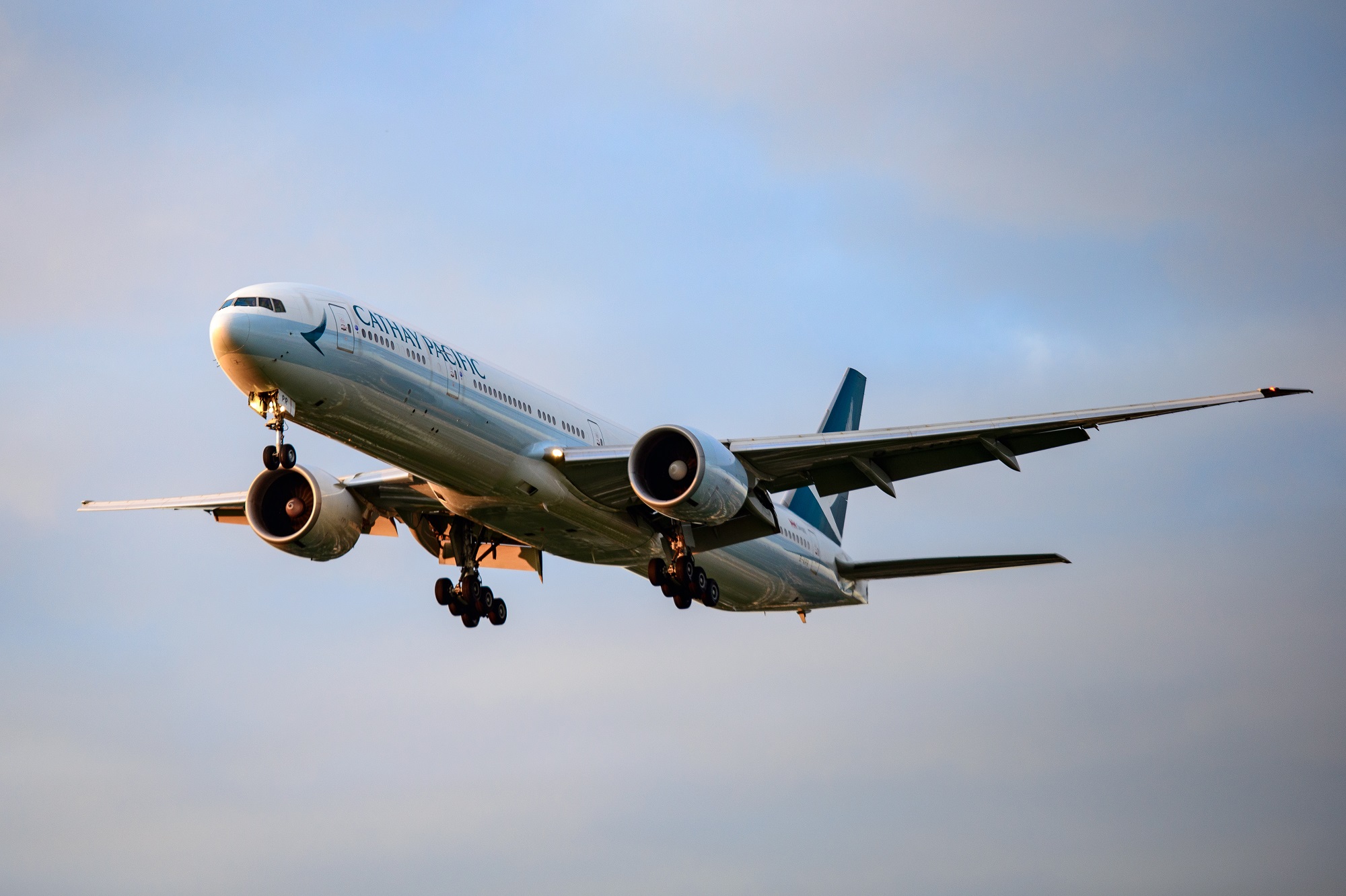 CathayPacific B777-300ER B- KPA 1/200モデル