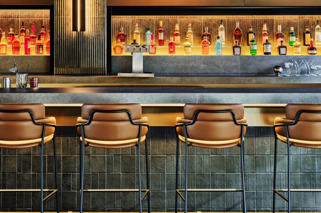 Centurion Lounge ATL Whiskey Bar Amex