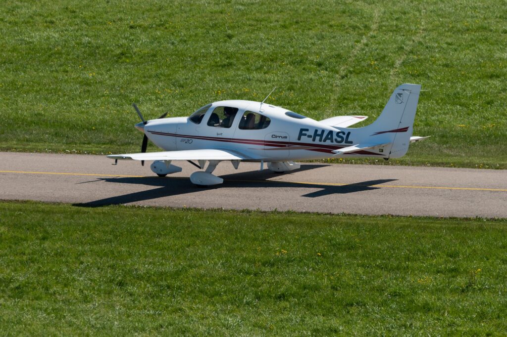 Cirrus SR 20