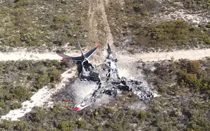 ATSB's preliminary report into the crash of a firefighting Boeing 737 depicts how the two pilots escaped with only minor injuries