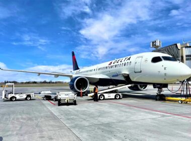 Delta Air Lines A220
