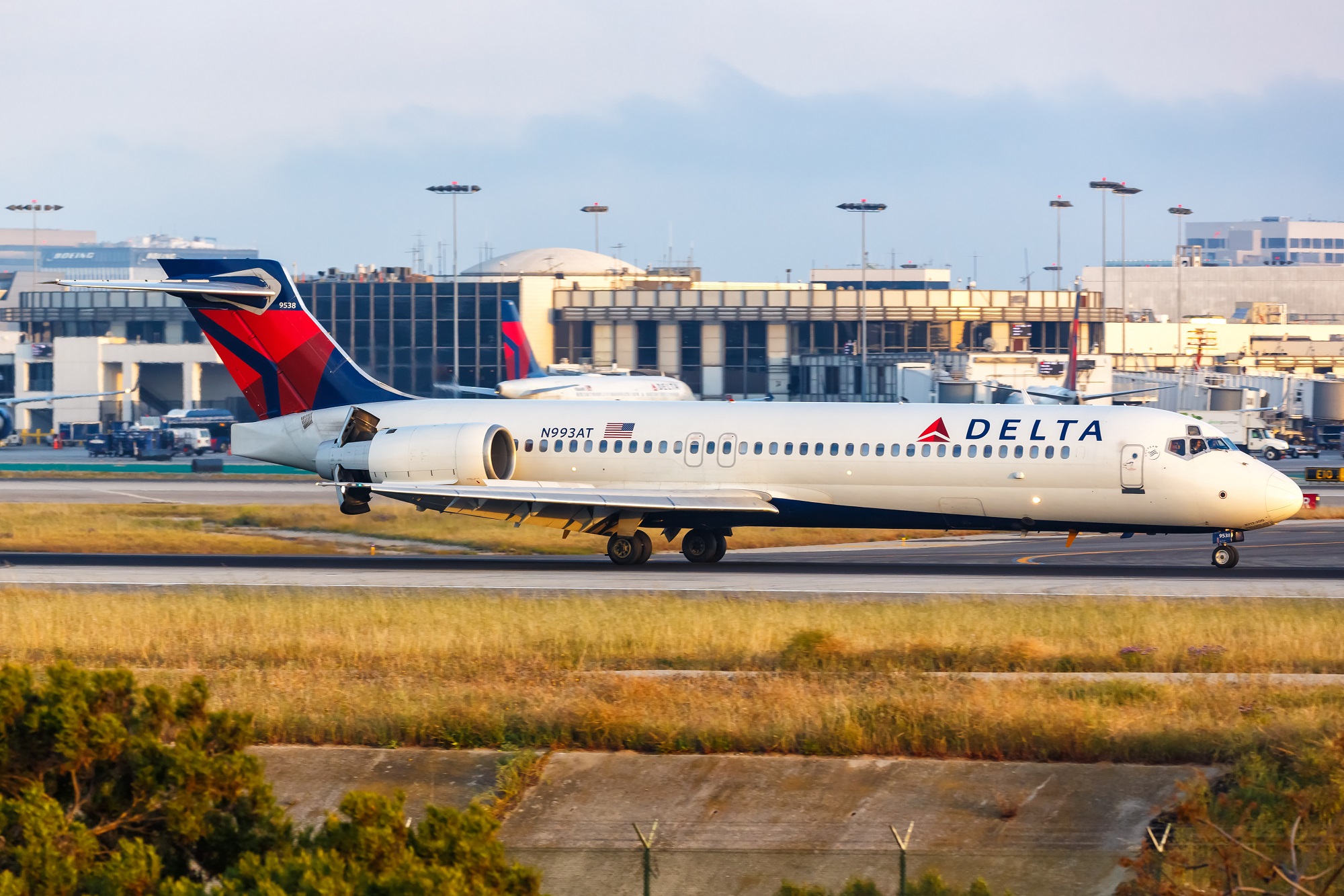 NTSB report sheds light on Delta Boeing 717 belly landing AeroTime