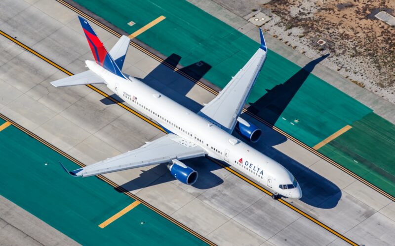 A Delta Air Lines Boeing 757 and Aeromexico Boeing 737 was involved in a ground collision between two taxiways at MEX