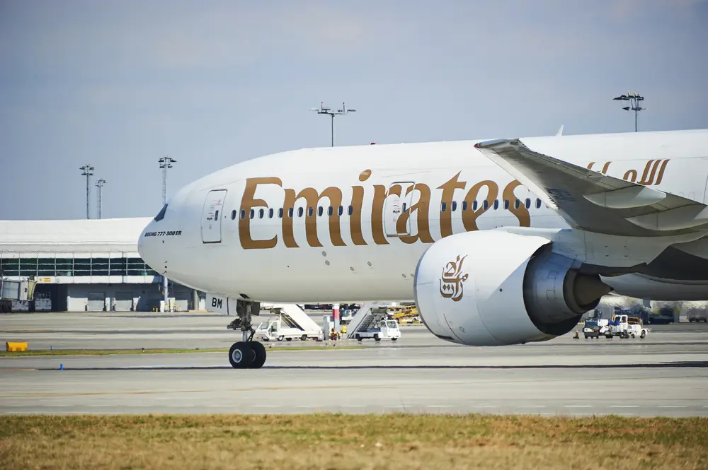 PragueCzechRepublic April012012Boeing777 300A6 ebm Prague,,Czech,Republic,-,April,01,,2012:,Boeing,777-300,A6-ebm