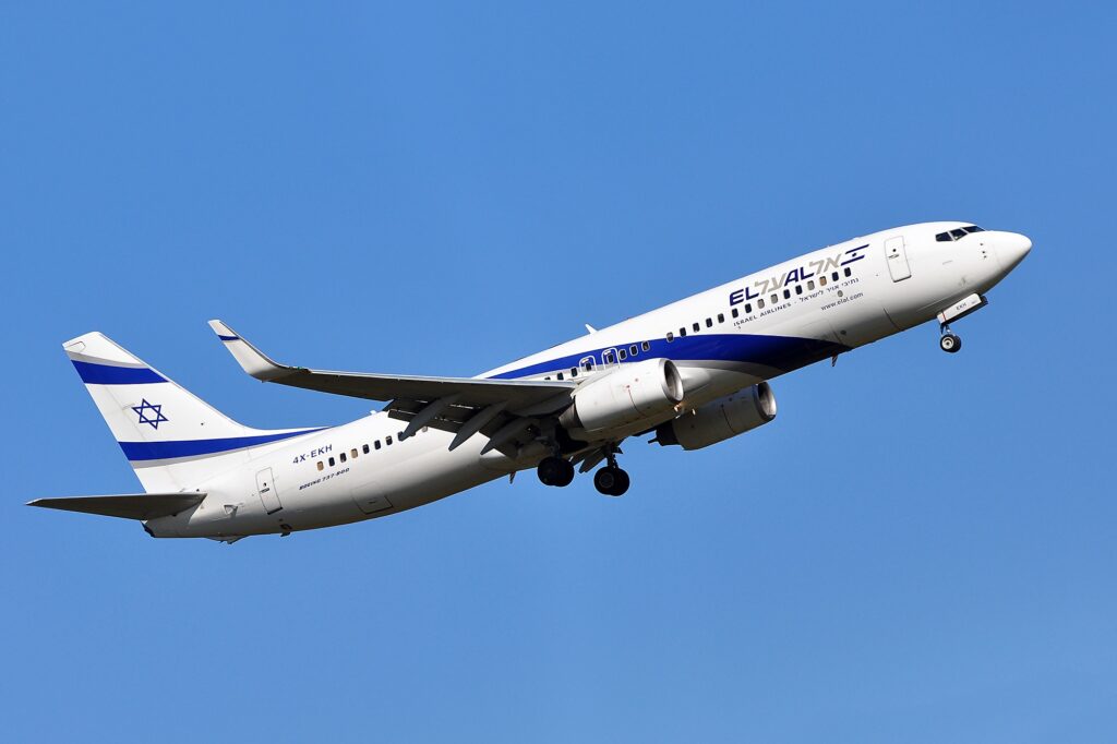 El Al has issued an RFP to both Airbus and Boeing indicating that it could add Airbus aircraft to its all Boeing fleet