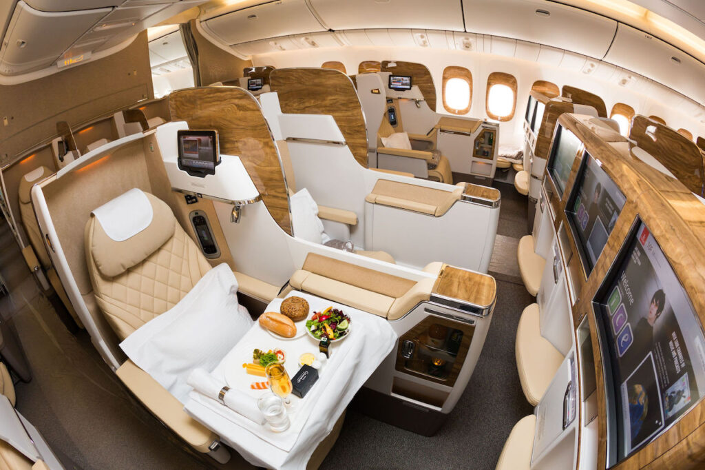 Emirates B777 business class new