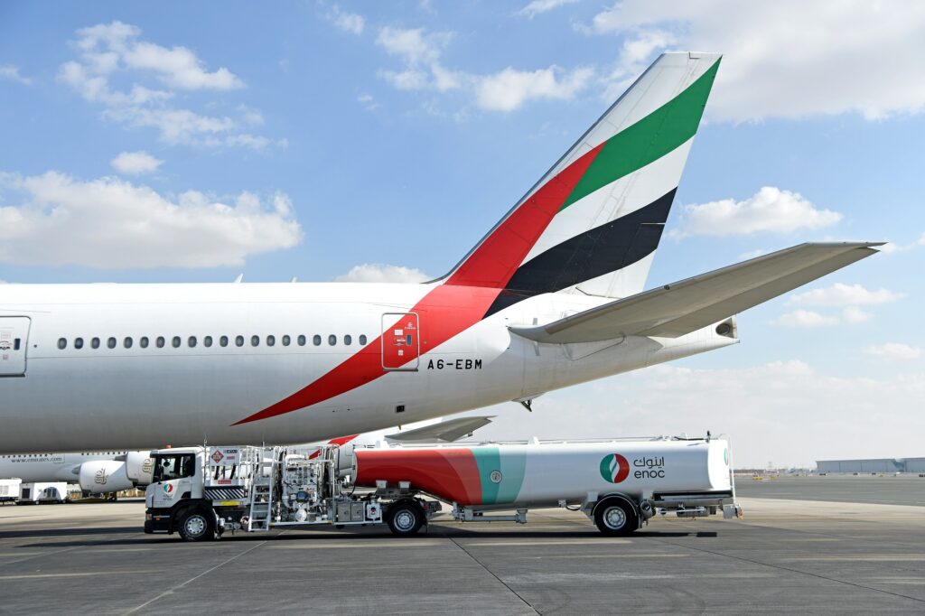 Emirates ran a ground test of a GE90 engine with 100% Sustainable Aviation Fuel (SAF)