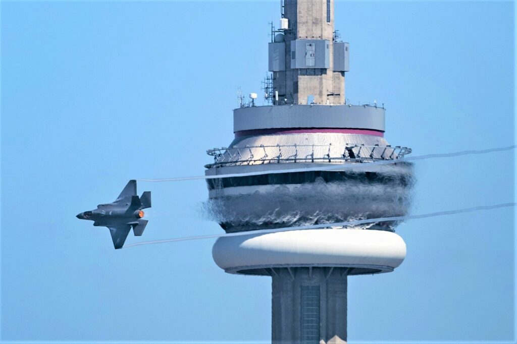 F 35 Lightning II fighter jet F 35 Lightning II fighter jet