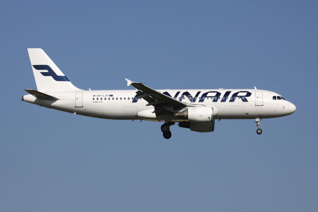 Finnair Airbus A320 200