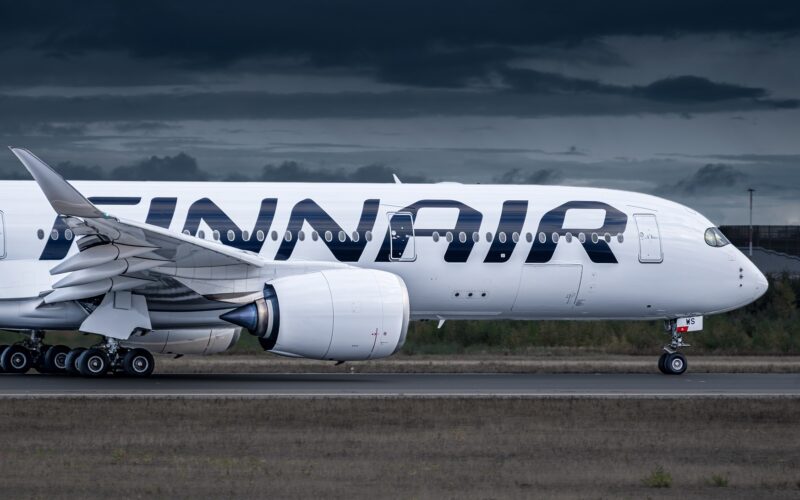 Finnair, while improving its annual financial results, warns of continuing uncertainty
