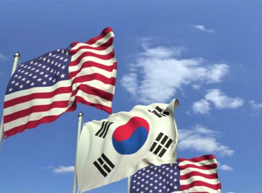 Flags of the USA and South Korea
