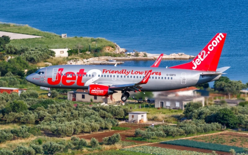 Jet2 737