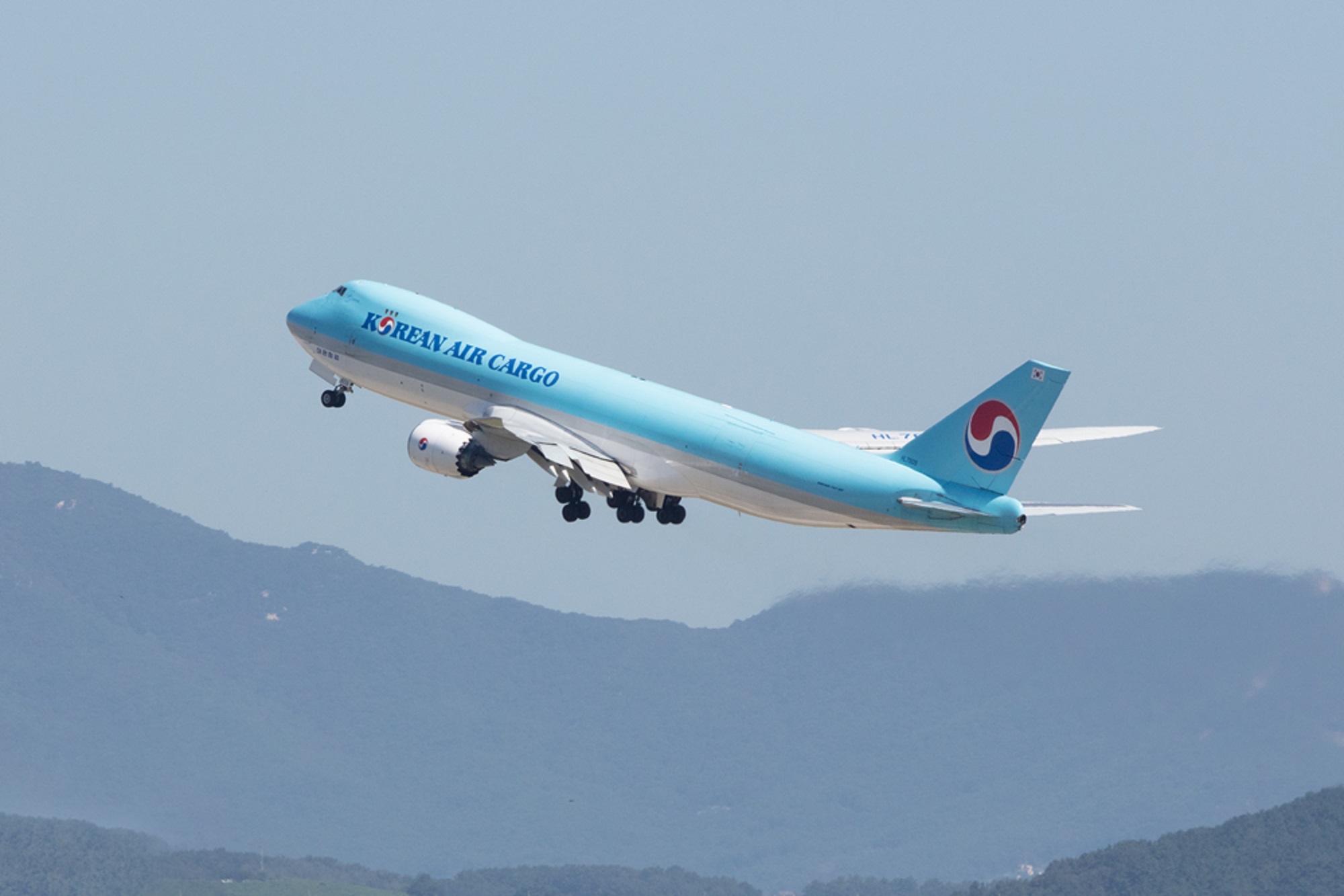 Korean Air connects cargo booking system directly with DHL