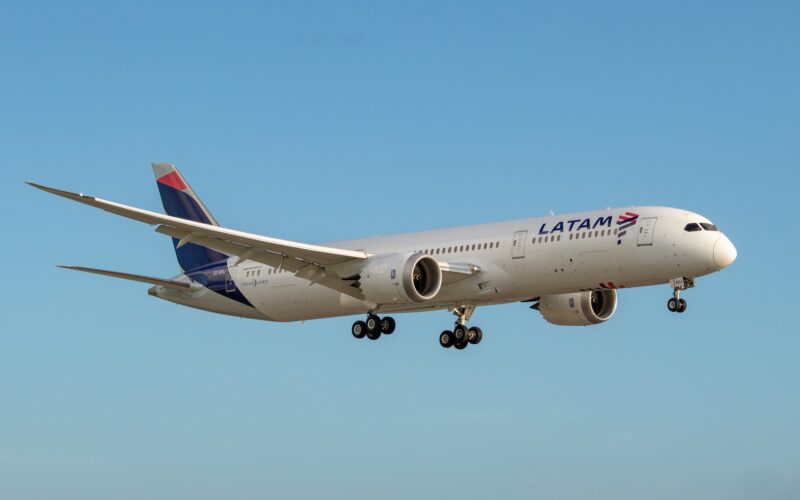 LATAM Boeing Dreamliner