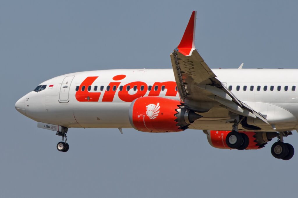 Lion Air Boeing 737 MAX landing at Juanda International Airport SUB Two lawyers were charged with misappropriating funds of the Lion Air 737 MAX victicms families