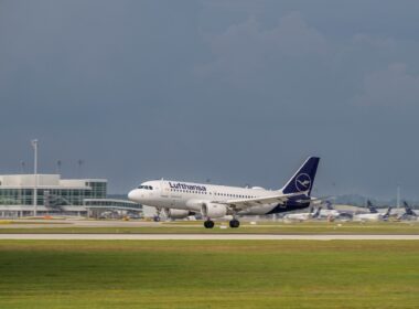 Lufthansa's City Airlines has received its AOC