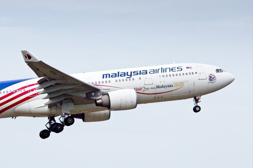 A Malaysia Airlines Airbus A330 and Bamboo Airways Boeing 787-9 rotated too late on two separate incidents at MEL