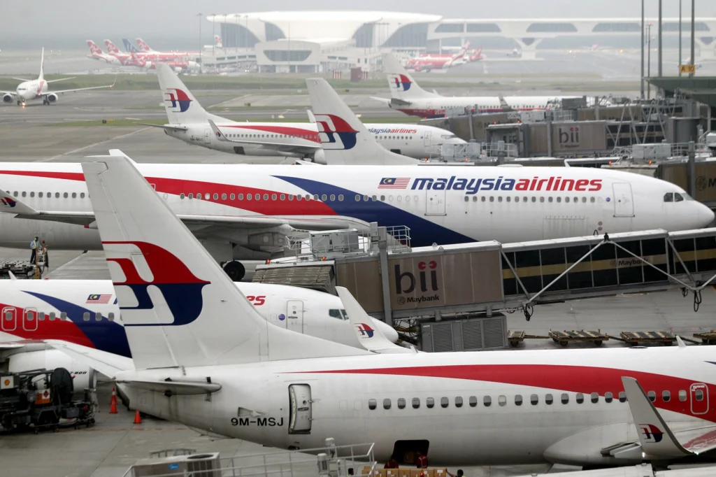 Malaysia Airlines aircraft Malaysia Airlines aircraft