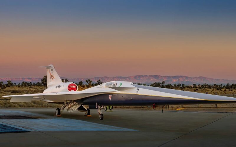 スペースエクスプローダー　NASA NASA's experimental X-59 supersonic jet could be built by