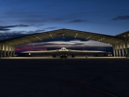 Northrop Grumman B 21 Raider hangar