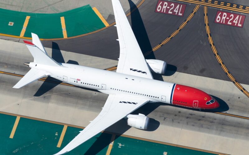 Two former Norwegian Air Boeing 787-8s are set to be scrapped in Scotland